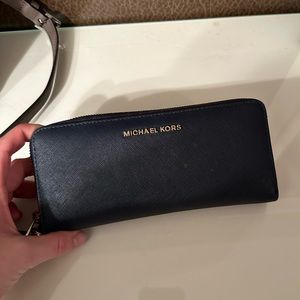 Micheal Kors wallet